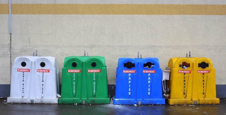 Pojemniki do segregacji odpadów – na co zwrócić uwagę przed ich zakupem?