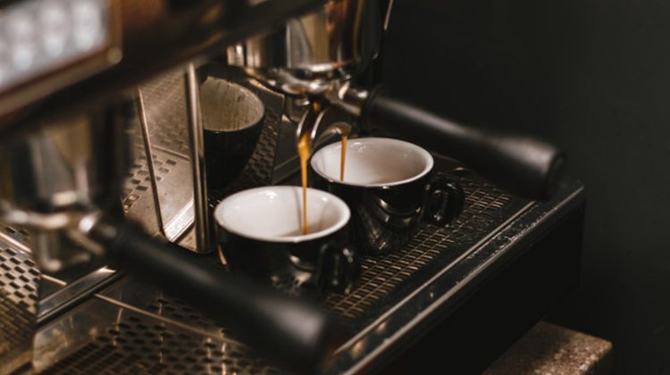 Top 3 ekspresów do kawy – wybierz urządzenie automatyczne