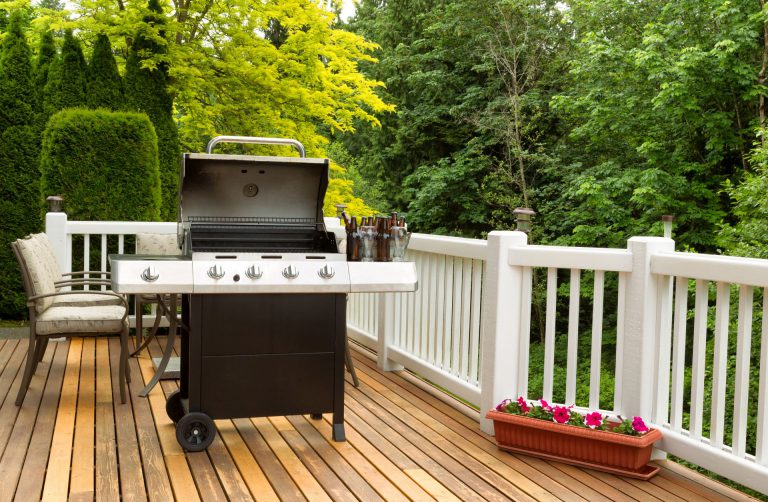 Kupujemy grill ogrodowy – poradnik