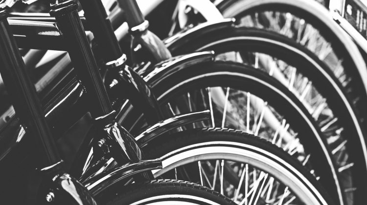 Stojaki na rowery w przestrzeni miejskiej